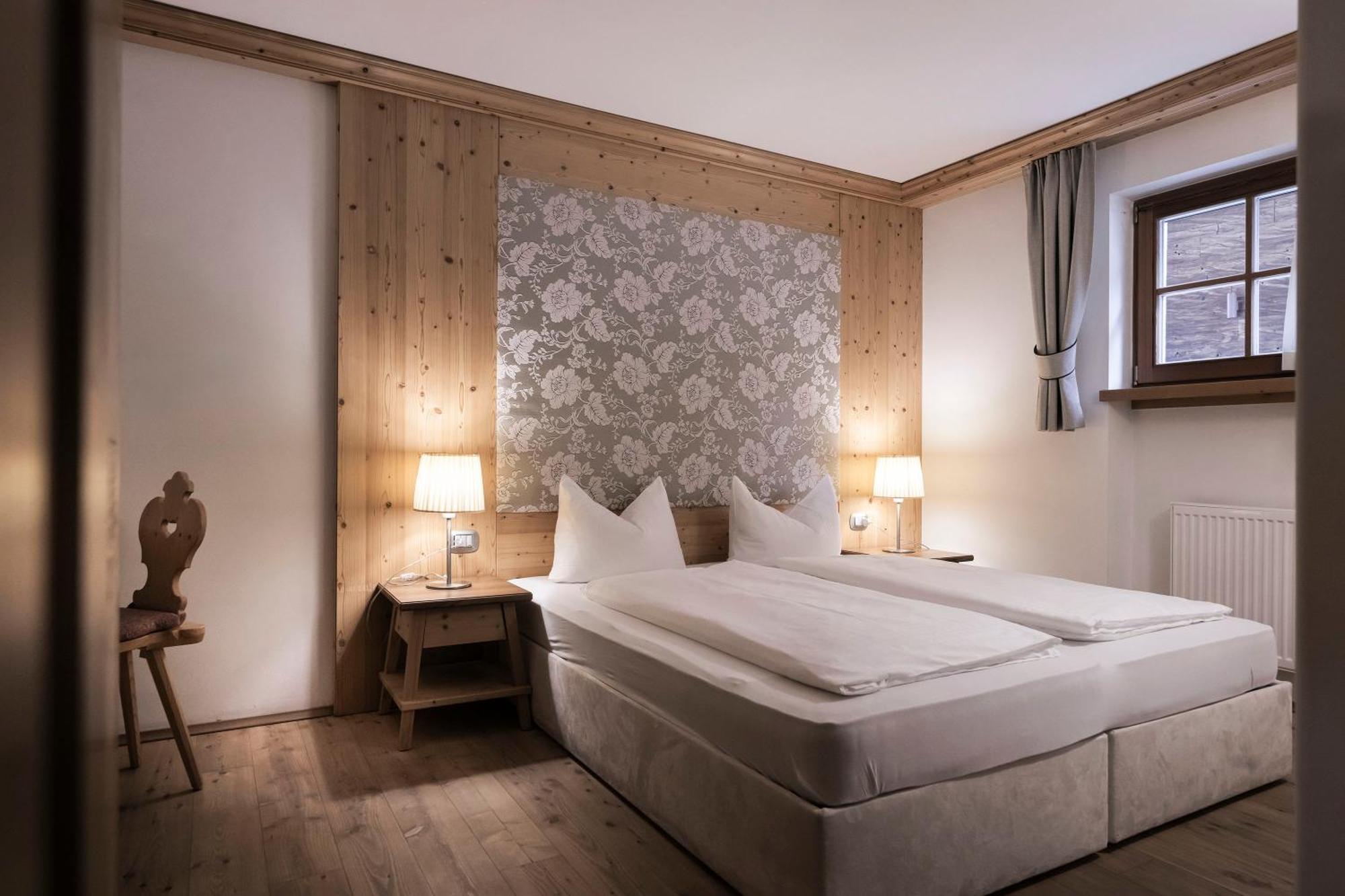 Post Alpina - Family Mountain Chalets San Candido Exterior photo