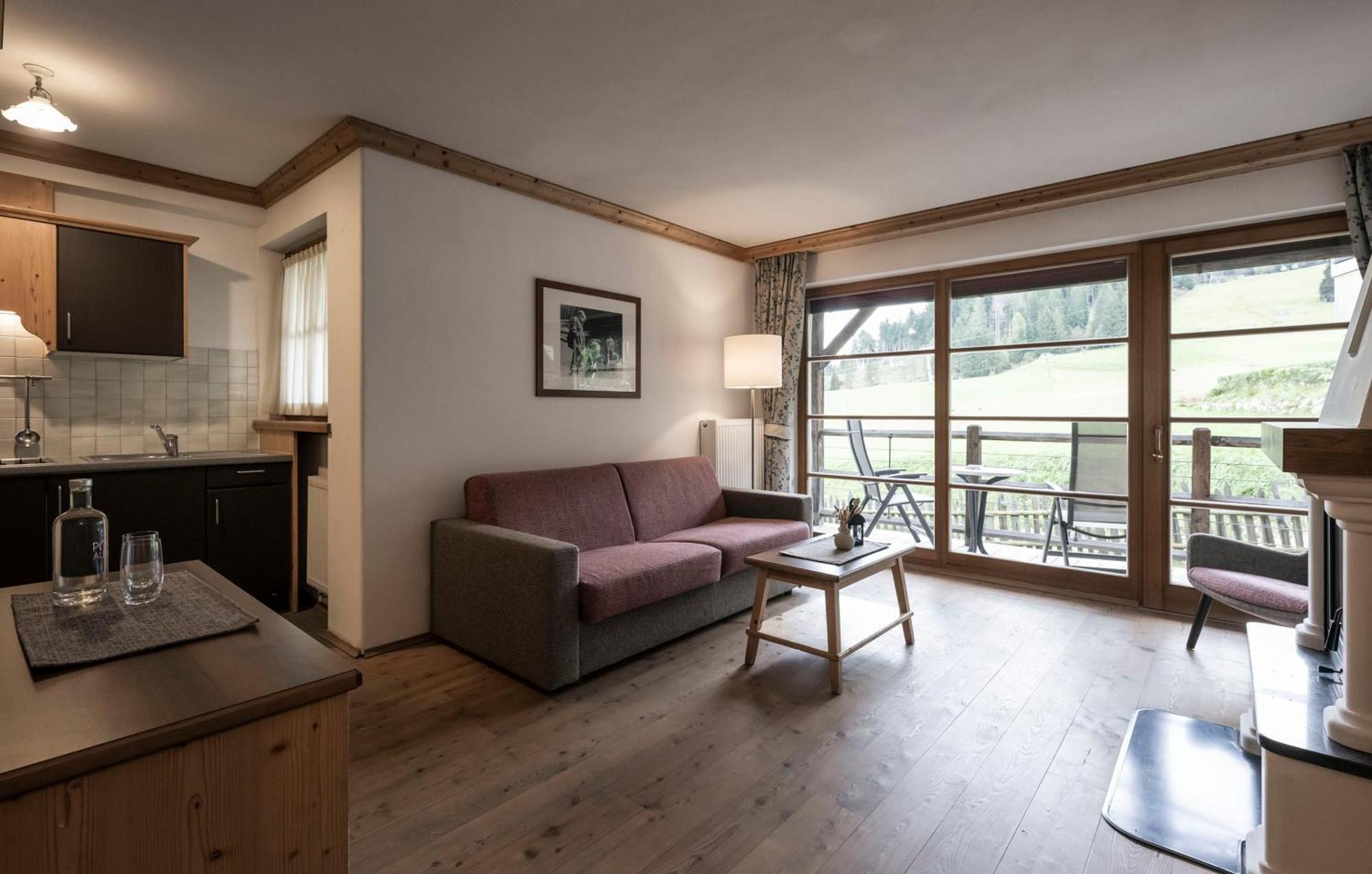 Post Alpina - Family Mountain Chalets San Candido Exterior photo