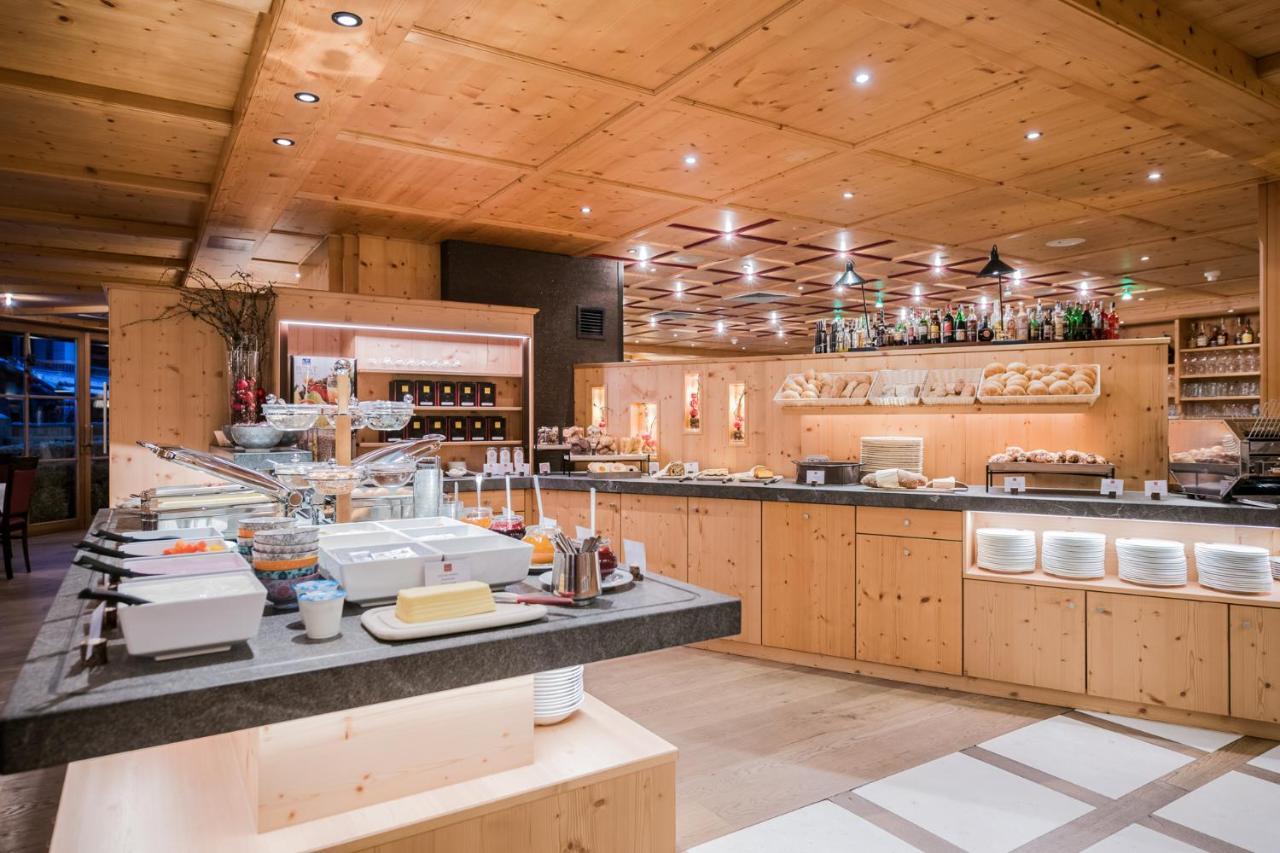 Post Alpina - Family Mountain Chalets San Candido Exterior photo